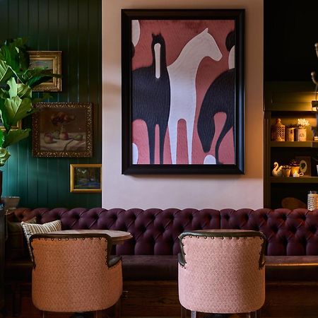 The White Horse Hotel Доркинг Екстериор снимка
