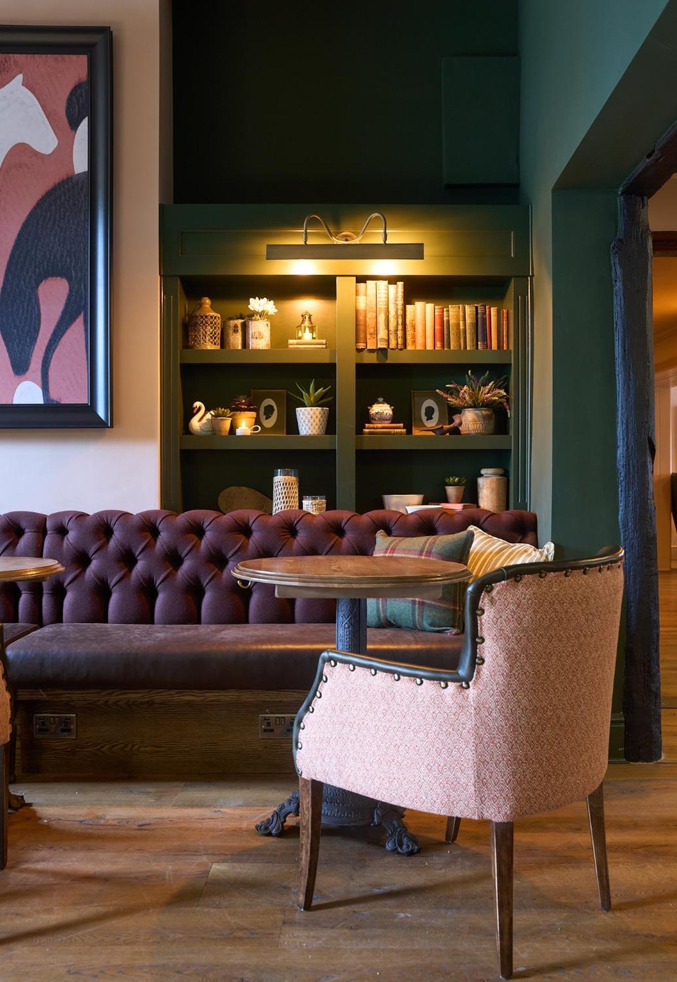 The White Horse Hotel Доркинг Екстериор снимка